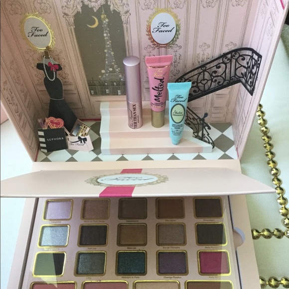 💖HOST PICK Limited Edition Too Faced Makeup Set💖 - Picture 6 of 8